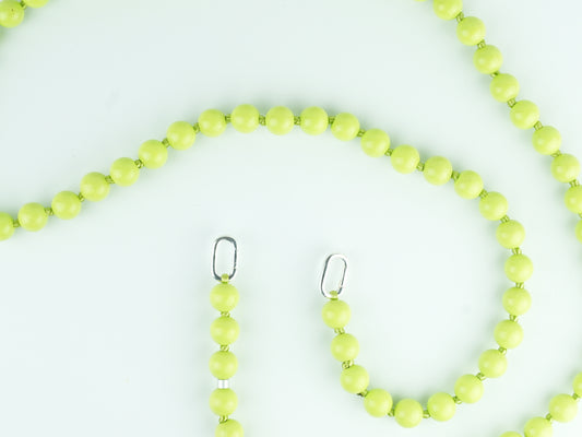 Lange Handykette aus Holzperlen in Hellgrün | 27x3 | Nachhaltig & Handgemacht