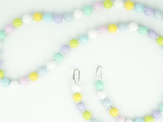 NAGAI Handykette aus Holzperlen in Pastell Regenbogen